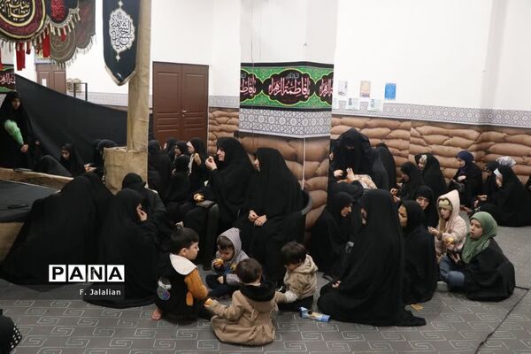 جلوه‌هایی از ارادت دانش‌آموزان مدارس قم به اهل بیت(ع) و شهدا-2