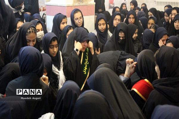 جلوه‌هایی از ارادت دانش‌آموزان مدارس قم به اهل بیت(ع) و شهدا-2