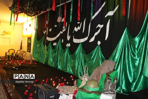 جلوه‌هایی از ارادت دانش‌آموزان مدارس قم به اهل بیت(ع) و شهدا-2