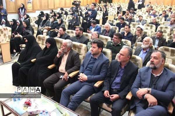 دهمین کنگره سراسری شعر کویربه میزبانی ابرکوه