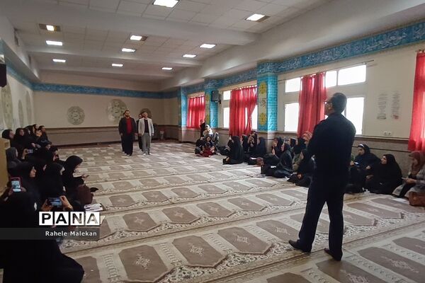 آغاز کارگاه‌های آموزشی مربیان پیشتاز شهرستان شهریار