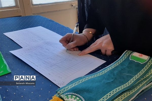 کارگاه تخصصی آموزش مربیان تشکیلات پیشتازان ناحیه ۶ مشهد