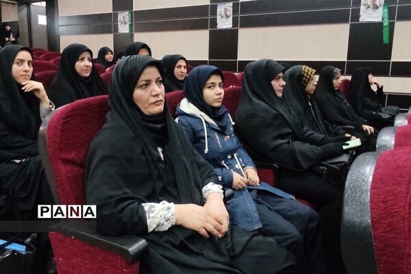 اجتماع پرشور فرزندان حاج‌ قاسم در کانون شهید‌کافی شهرستان شهریار