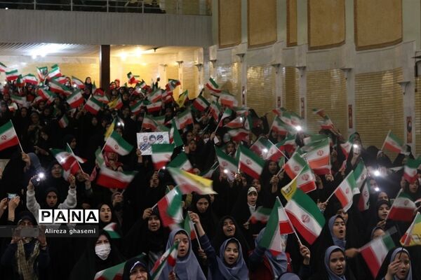 اجتماع بزرگ فرزندان حاج قاسم در استان مرکزی
