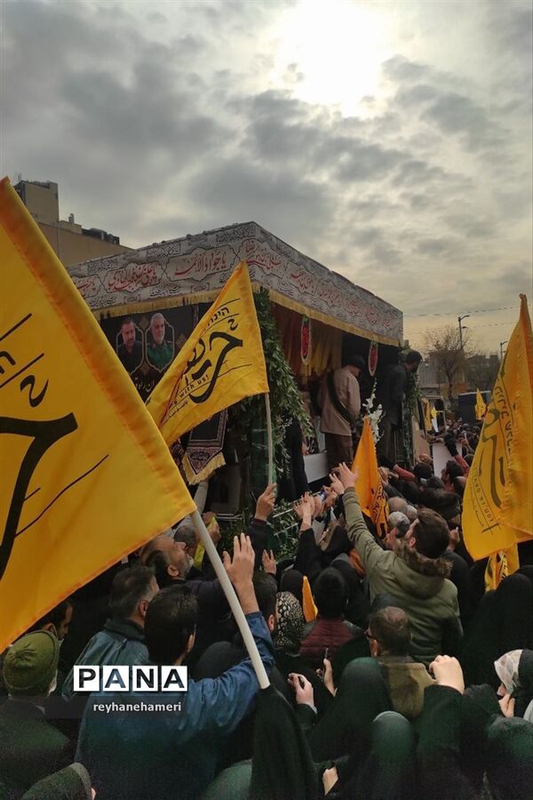 وداع با پیکر شهید سید رضی موسوی
