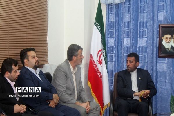 دیدار شورای معاونان آموزش و پرورش استان بوشهر با نماینده ولی فقیه در استان و امام جمعه بوشهر