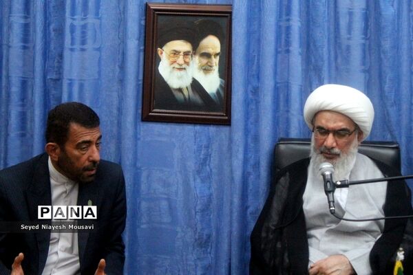 دیدار شورای معاونان آموزش و پرورش استان بوشهر با نماینده ولی فقیه در استان و امام جمعه بوشهر