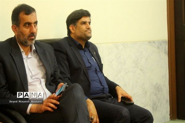 دیدار شورای معاونان آموزش و پرورش استان بوشهر با نماینده ولی فقیه در استان و امام جمعه بوشهر