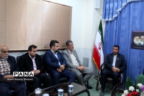 دیدار شورای معاونان آموزش و پرورش استان بوشهر با نماینده ولی فقیه در استان و امام جمعه بوشهر