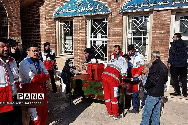 برگزاری مراسم نهم دی ماه در مصلای شهرستان پردیس