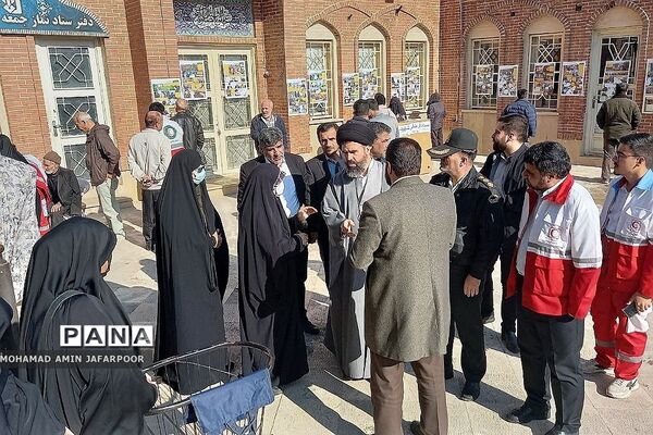 برگزاری مراسم نهم دی ماه در مصلای شهرستان پردیس