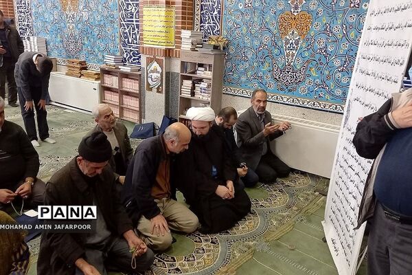 برگزاری مراسم نهم دی ماه در مصلای شهرستان پردیس