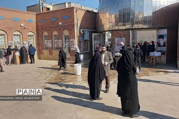 برگزاری مراسم نهم دی ماه در مصلای شهرستان پردیس