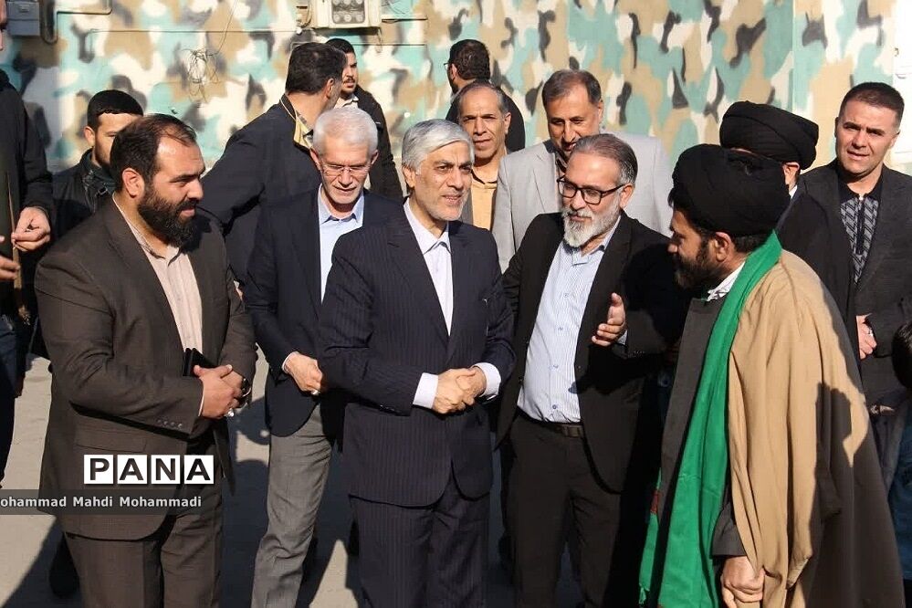 بازدید وزیر ورزش و جوانان از مجموعه‌های ورزشی فشافویه