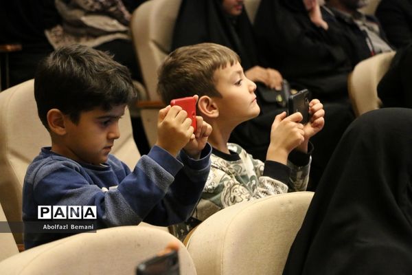 یادواره 12 شهید دانش‌آموز دبستان حضرت خاتم الانبیاء(ص)