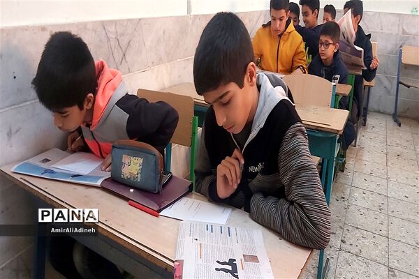 برگزاری کارگاه آموزش خبرنگاری پسران در خلیل‌آباد