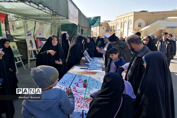 نمایشگاه نقاشی «آخراشه» با موضوع فلسطین در قم-1