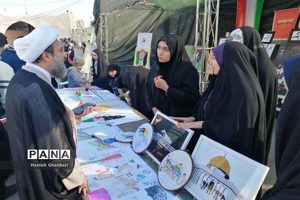 نمایشگاه نقاشی «آخراشه» با موضوع فلسطین در قم-2