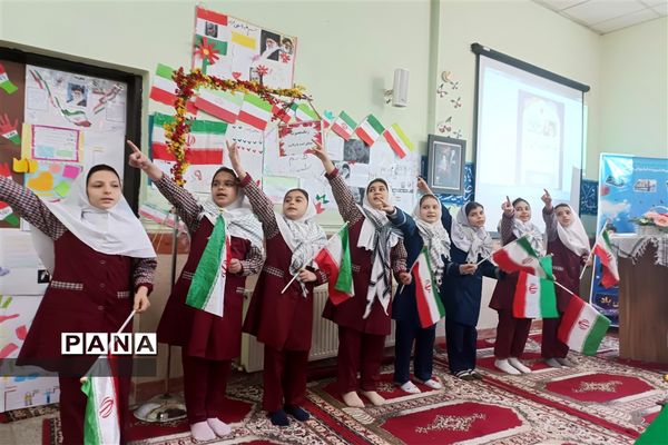 نواختن زنگ بصیرت در مدارس شهرستان قدس