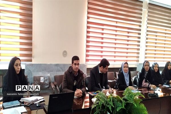 نشست هم اندیشی مدیران و مدیرآموزگاران مدارس حوزه مرکزی شهرستان کلات
