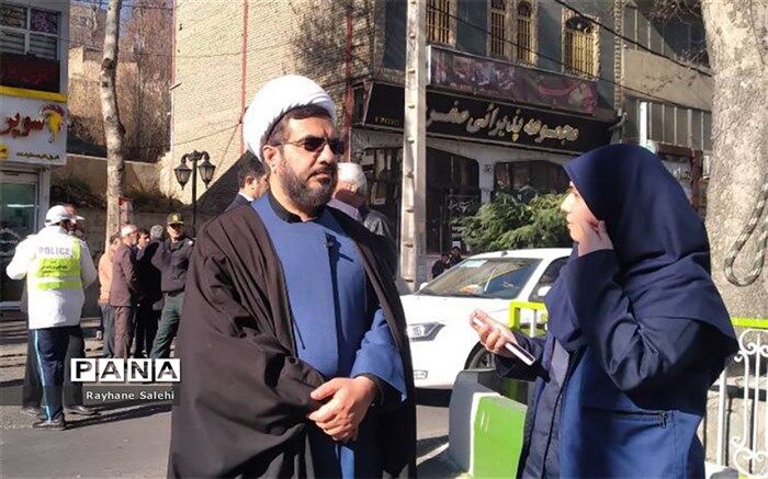 مردم زمانی مسئولین را همراهی خواهند کرد که پیرو انقلاب باشند/فیلم