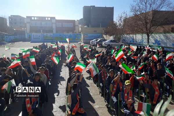 بزرگداشت هفته بصیرت و مقاومت در فاروج