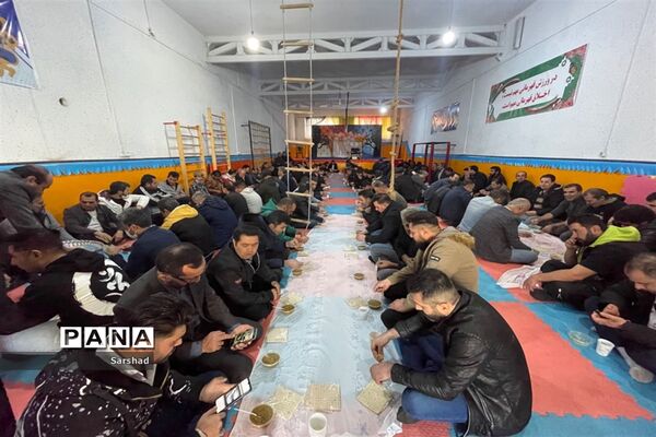 همایش پدر و دختری در مدرسه نجمه قرچک