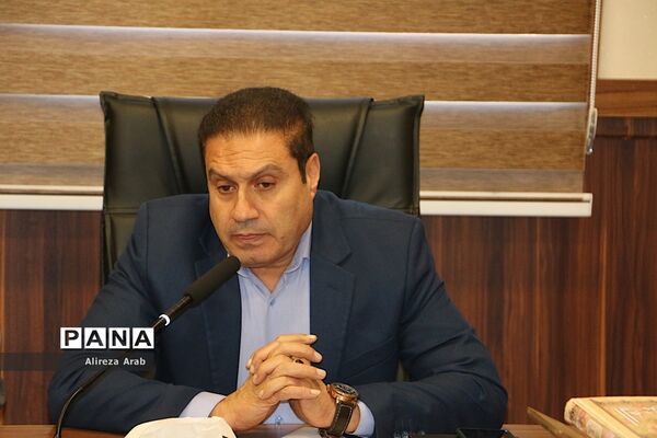 برگزاری کمیته ملی نماد در اداره آموزش و پرورش ناحیه یک شهرری