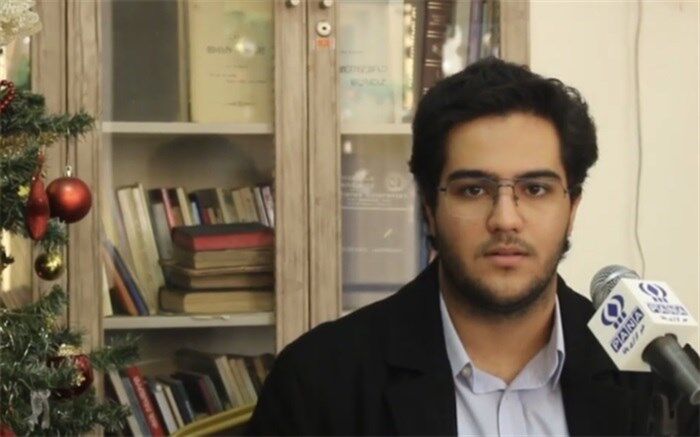پیام تبریک سال نو میلادی توسط نماینده اقلیت‌های مذهبی مجلس دانش‌آموزی شهر تهران/فیلم