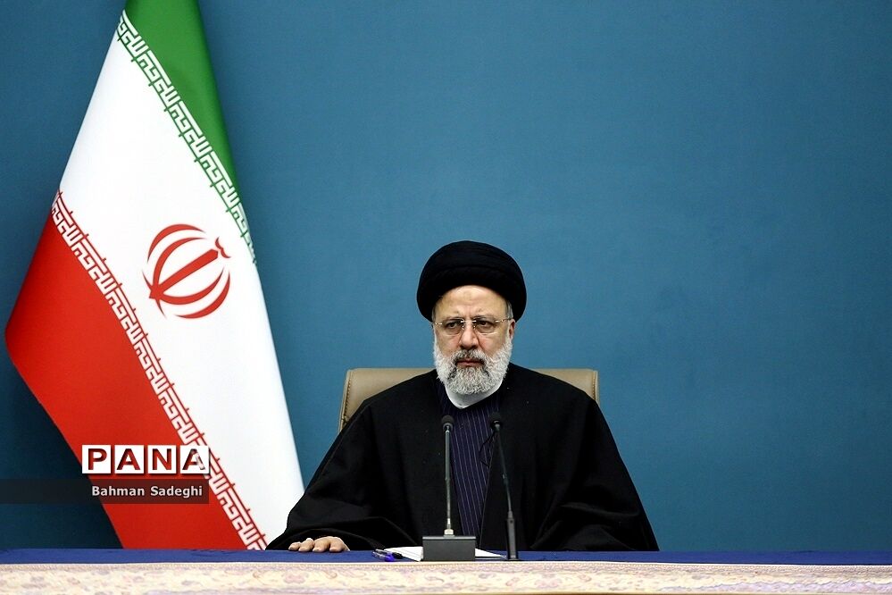 تبریک رئیسی به مناسبت آغاز سال نو میلادی