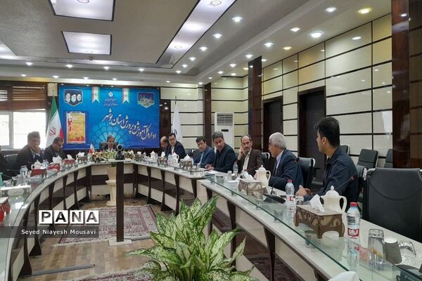 نشست ستاد سومین یادواره ملی نهضت سوادآموزی در بوشهر