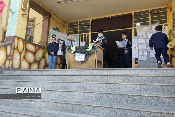 یادواره سردار دل‌ها در مدرسه شاهد قرچک