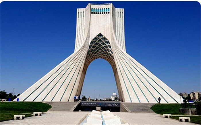 سینما تک برج آزادی راه‌اندازی شد