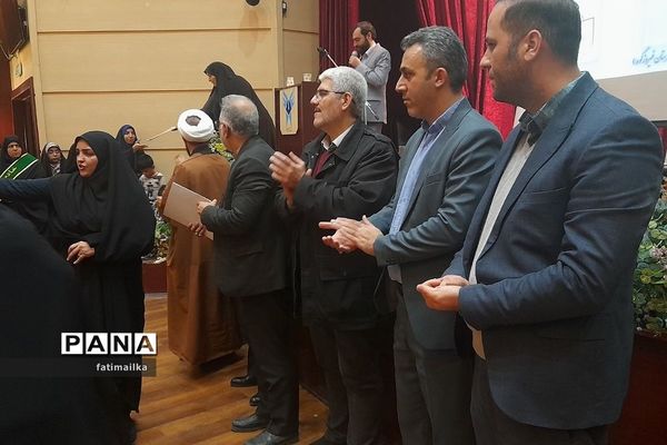 جشن تقدیر از مادران شهید توسط بسیج جامعه زنان سپاه شهرستان فیروزکوه