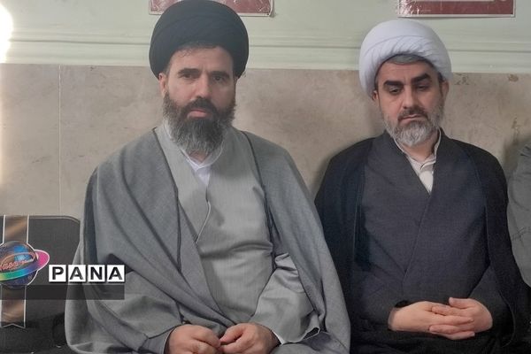 برگزاری طرح لاله‌های روشن در هنرستان دخترانه پردیس