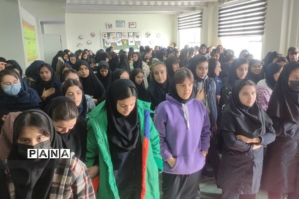 برگزاری طرح لاله‌های روشن در هنرستان دخترانه پردیس