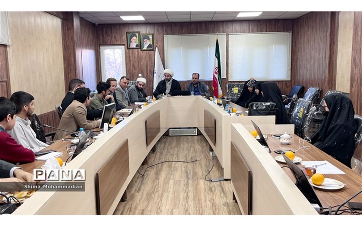 برگزاری نشست معاون استاندار خراسان رضوی با تشکل‌های دانش‌آموزی نیشابور‌
