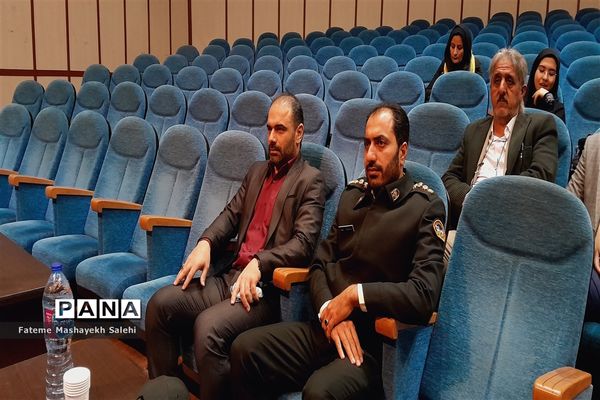 جلسه توجیهی مسئولان با خبرنگاران در راستای انتخابات