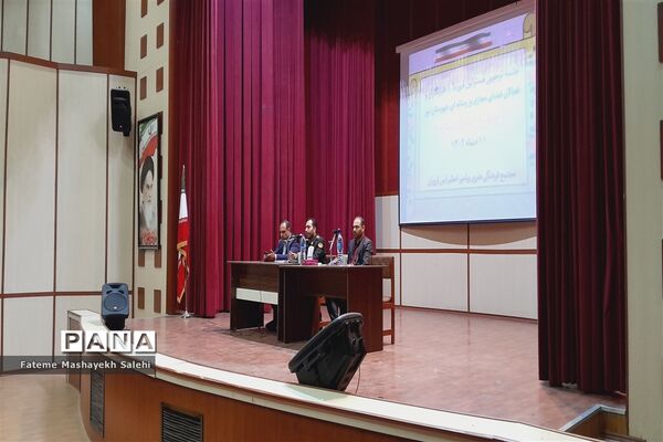 جلسه توجیهی مسئولان با خبرنگاران در راستای انتخابات