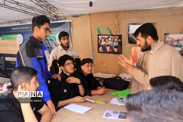 حال و هوای گلزار شهدا کرمان در چهارمین سالگرد شهادت حاج قاسم سلیمانی