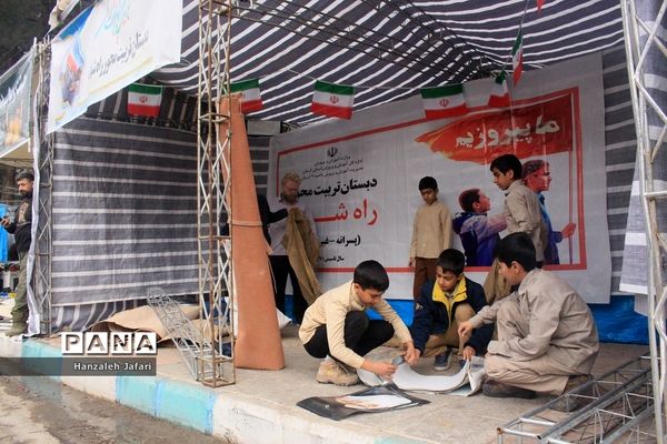 حال و هوای گلزار شهدا کرمان در چهارمین سالگرد شهادت حاج قاسم سلیمانی