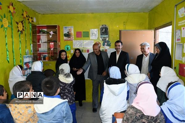 پویش اردوی جهادی مدیریت آموزش و پرورش عشایر فارس