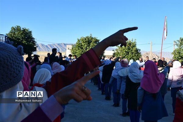 پویش اردوی جهادی مدیریت آموزش و پرورش عشایر فارس