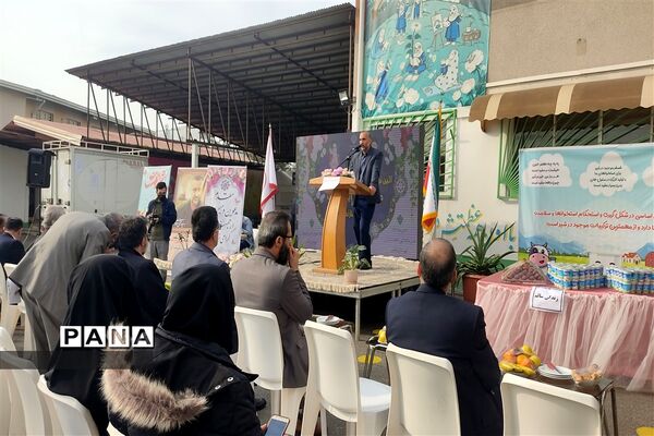 آغاز توزیع شیر رایگان در مدارس