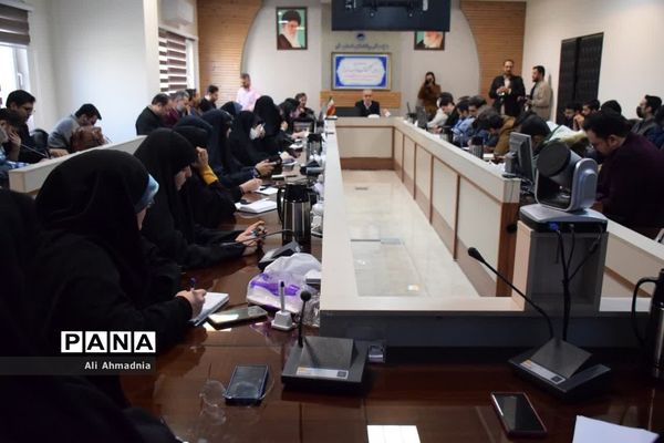 نشست خبری مدیرعامل شرکت آب و فاضلاب استان قم