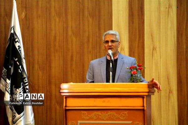 همایش استانی گرامیداشت هفته سوادآموزی
