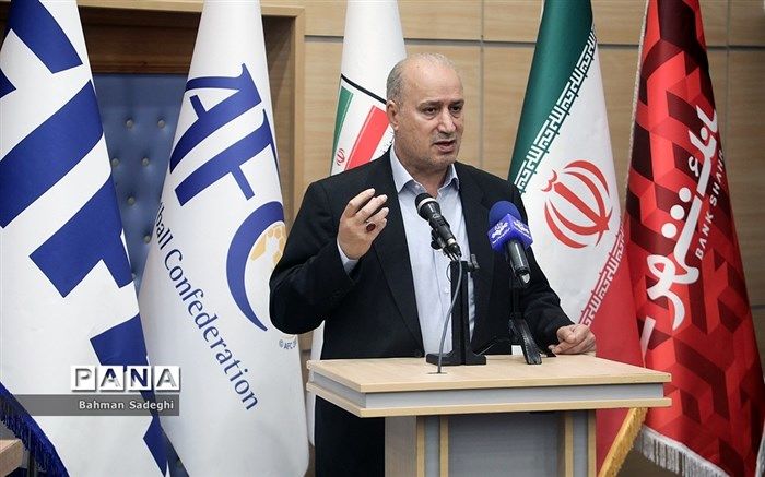 کمک ۲۰ میلیاردی وزارت ورزش به فدراسیون فوتبال
