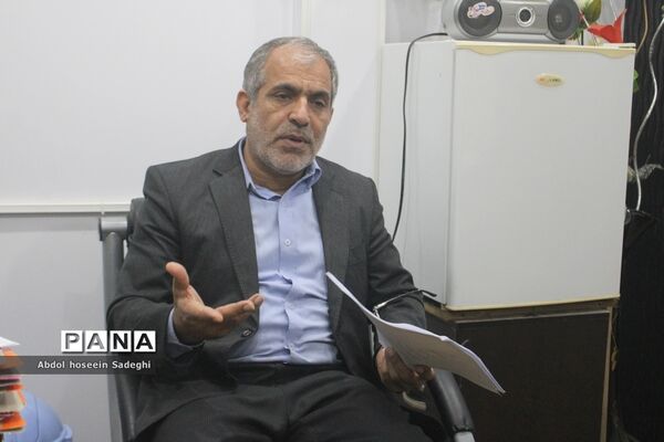 کارگروه هماهنگی آیین نامه پیشنهادی لباس فرم دانش‌آموزی استان بوشهر