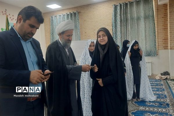 جشن میلاد حضرت زهرا و روز مادر در شهرستان قرچک