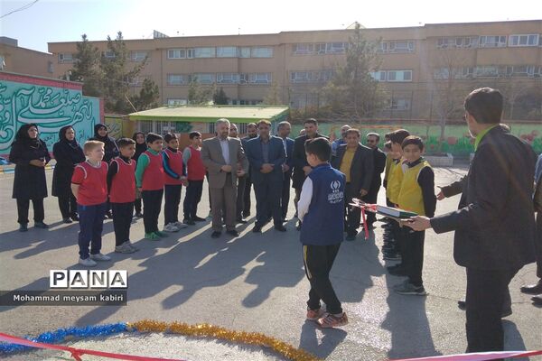 آیین کلنگ زنی زمین چمن مصنوعی دبیرستان سرآمد ناصر مشهد